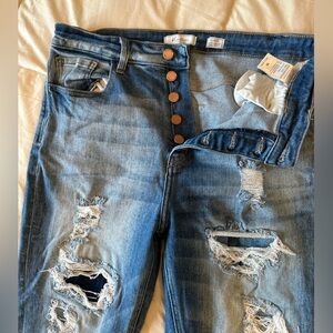 Kancan Distressed Jeans